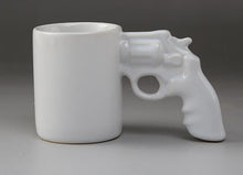 Carregar imagem no visualizador da galeria, 1Pc Ceramics Cup Revolver cup Mug pistol shaped Funny Ceramic Cup Cool Coffee mug To Send Boys Friends Birthday Gifts CL04014