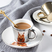 Carregar imagem no visualizador da galeria, Creative Coffee Mug with Tray Cup Plating Mirror Reflection Cup Mug Ceramic Coffee Cup and Saucer Set Travel Stirrer Funny Mugs