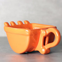 Carregar imagem no visualizador da galeria, Single cup excavator bucket cup strange hand creative funny cup ceramic cup cafe cake cup tea cup WF3081413
