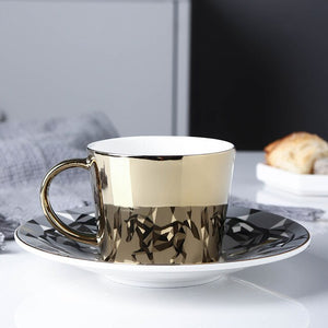 Creative Coffee Mug with Tray Cup Plating Mirror Reflection Cup Mug Ceramic Coffee Cup and Saucer Set Travel Stirrer Funny Mugs